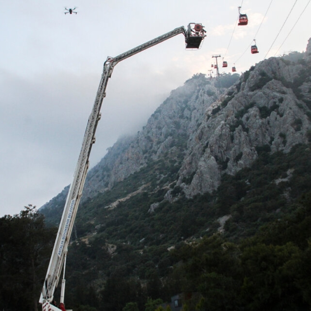 Helicopters, cranes, and hundreds of rescuers were deployed to the area to evacuate a total of 174 people
