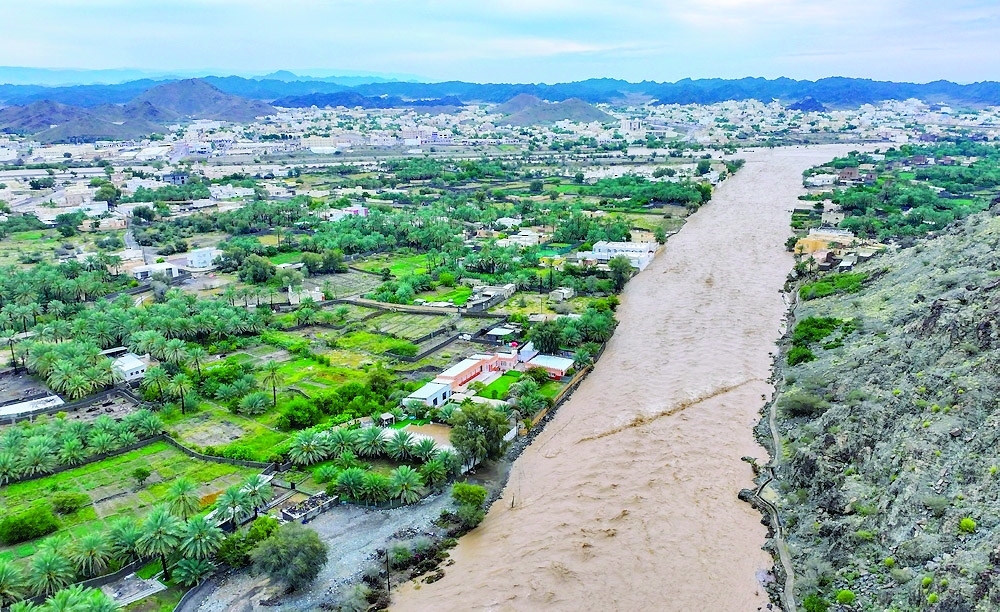 Floods can cause serious damage to urban areas and infrastructure