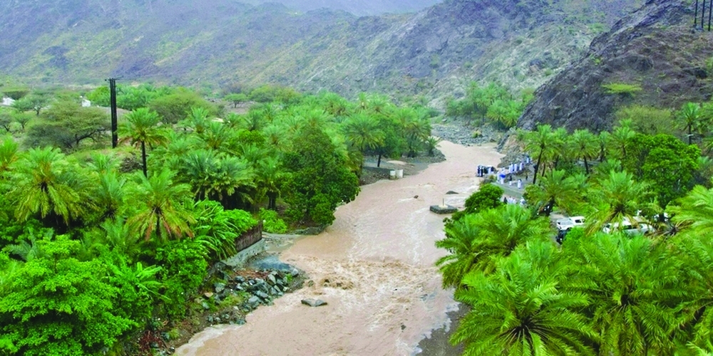 Heavy thunderstorms accompanied with strong downdraft winds is expected again on Wednesday over governorates of Musandam, Al Buraimi, A’Dhahirah, North Al Batinah and A’Dakhiliyah, Muscat, South Al Batinah, South A’Sharqiyah and North A’Sharqiyah and the northern parts of Al Wusta Governorate