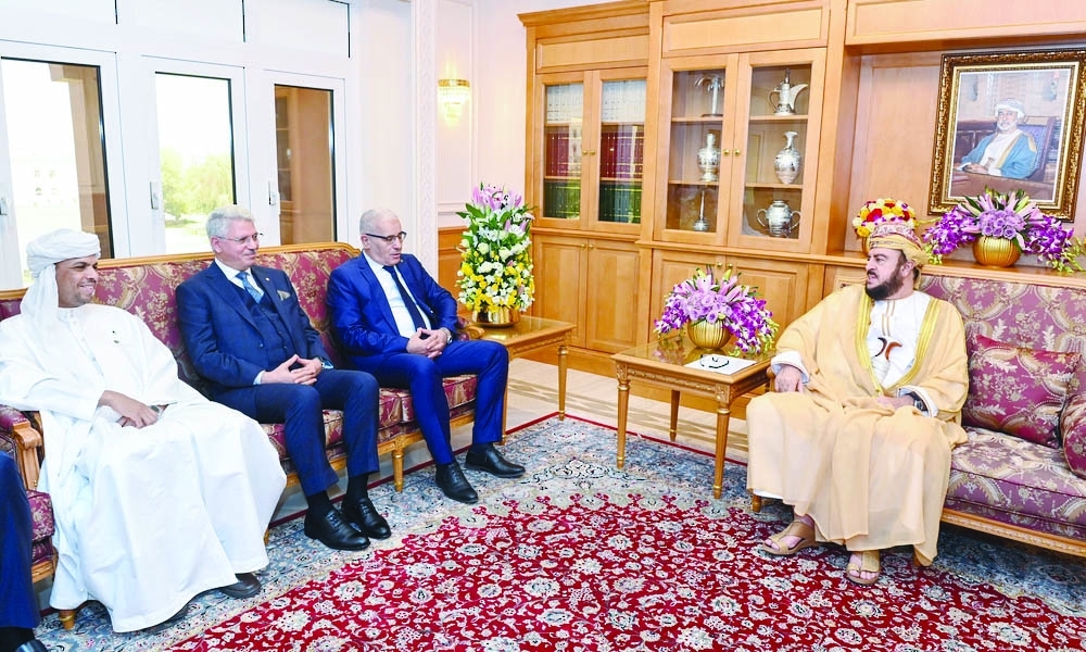 The two sides exchanged cordial talks and discussed aspects of the existing cooperation between the two countries in many areas of mutual interest. - ONA