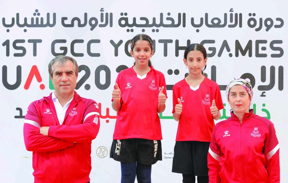 Hussain gets gold, bronze for table tennis team