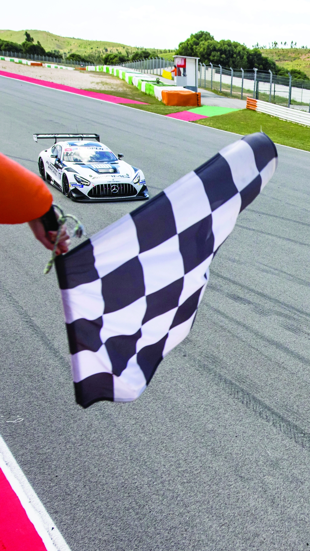 Victory, second spot for Al Faisal, Grenier in Portugal