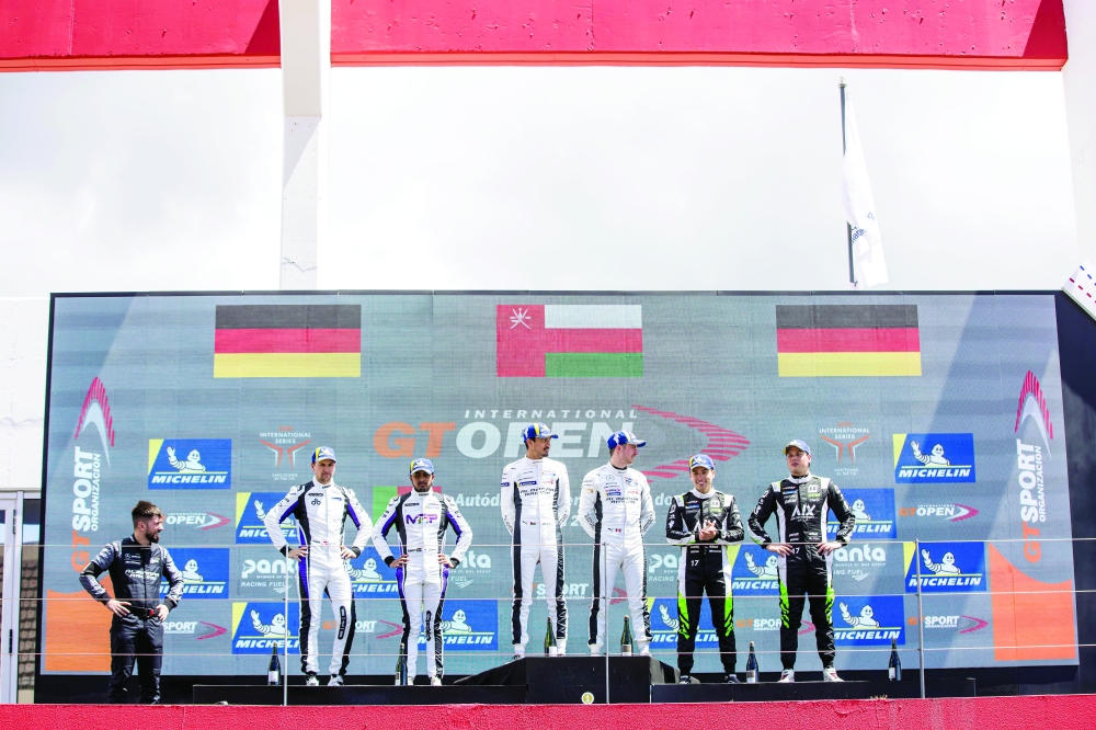 Victory, second spot for Al Faisal, Grenier in Portugal