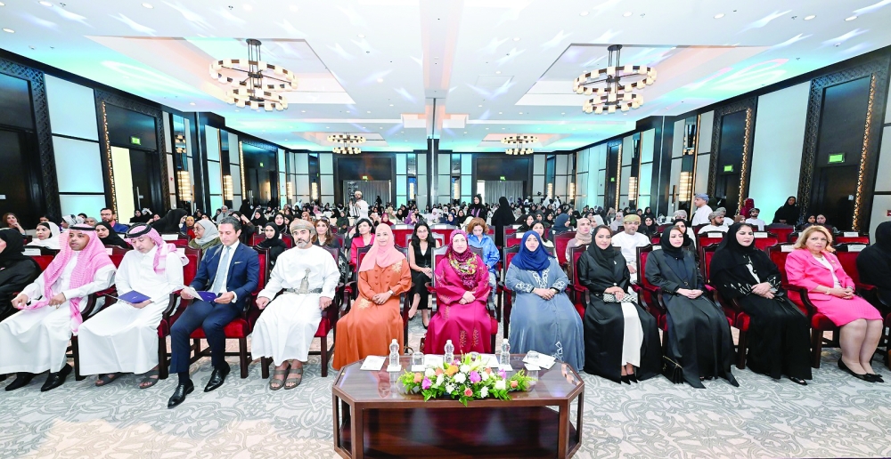 The opening of the forum was under the auspices of Dr Rahma bint Ibrahim al Mahrouqiyah, Minister of Higher Education, Research and Innovation, in the presence of Dr Laila bint Ahmed al Najar, Minister of Social Development.