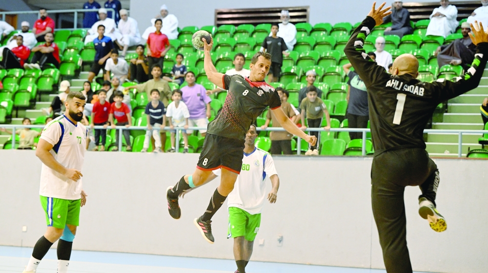 Oman Club crowned handball champions