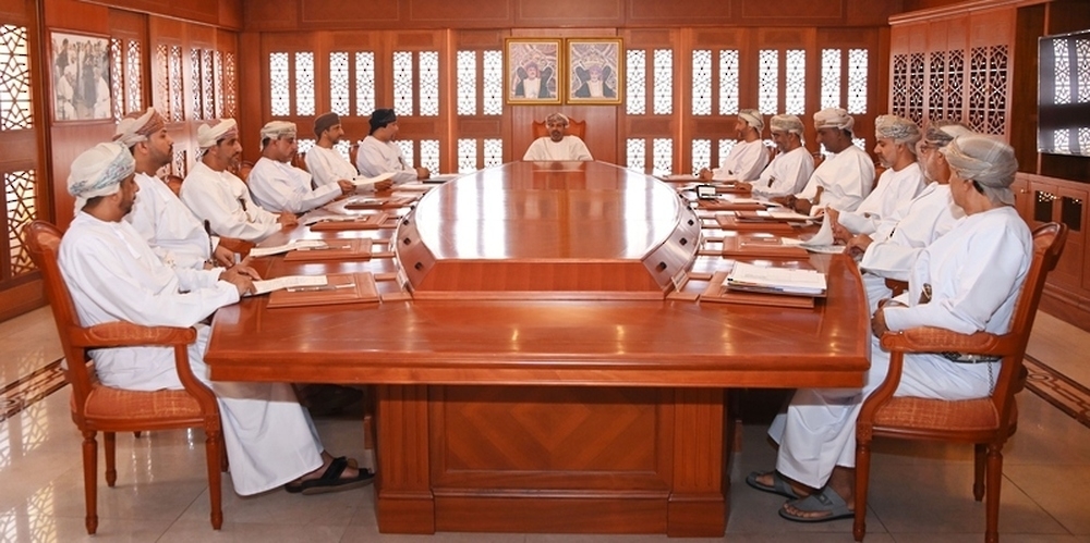  Sayyid Hamoud Faisal al Busaidi, Minister of Interior, held the first meeting of the year with governors in Muscat