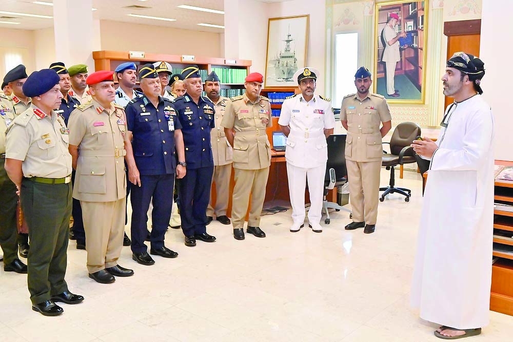 During the visit, the two sides discussed several matters of common concern. - ONA