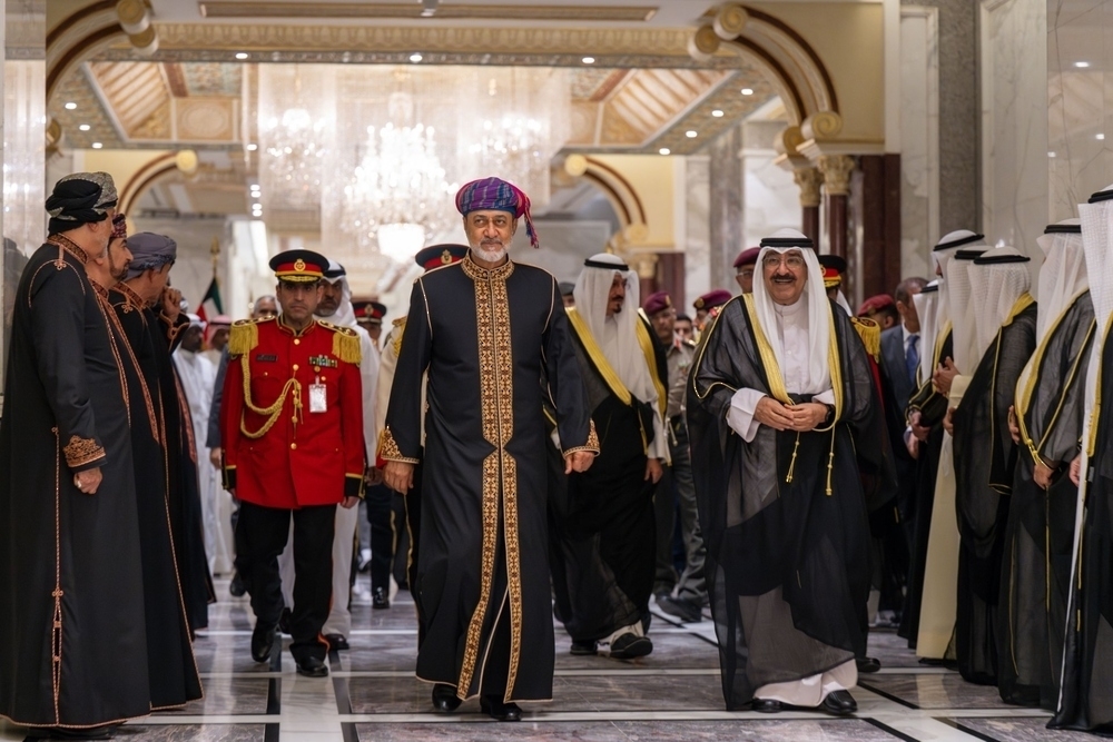 In honour of HM, Emir of Kuwait hosts dinner