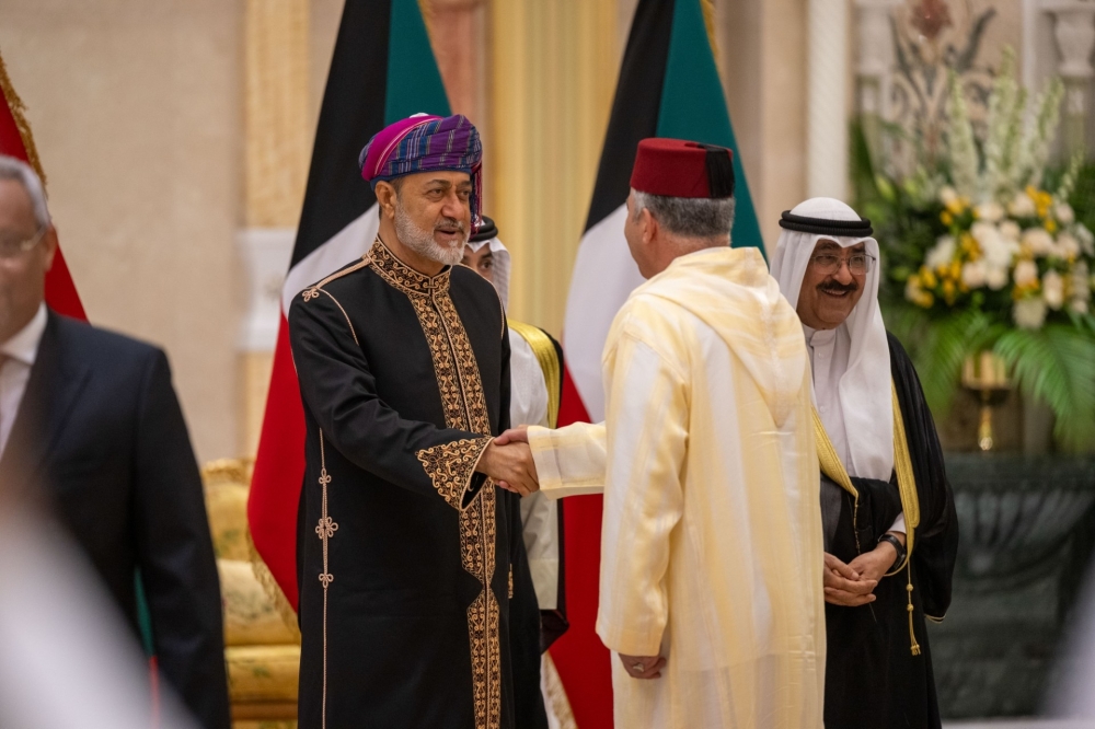In honour of HM, Emir of Kuwait hosts dinner