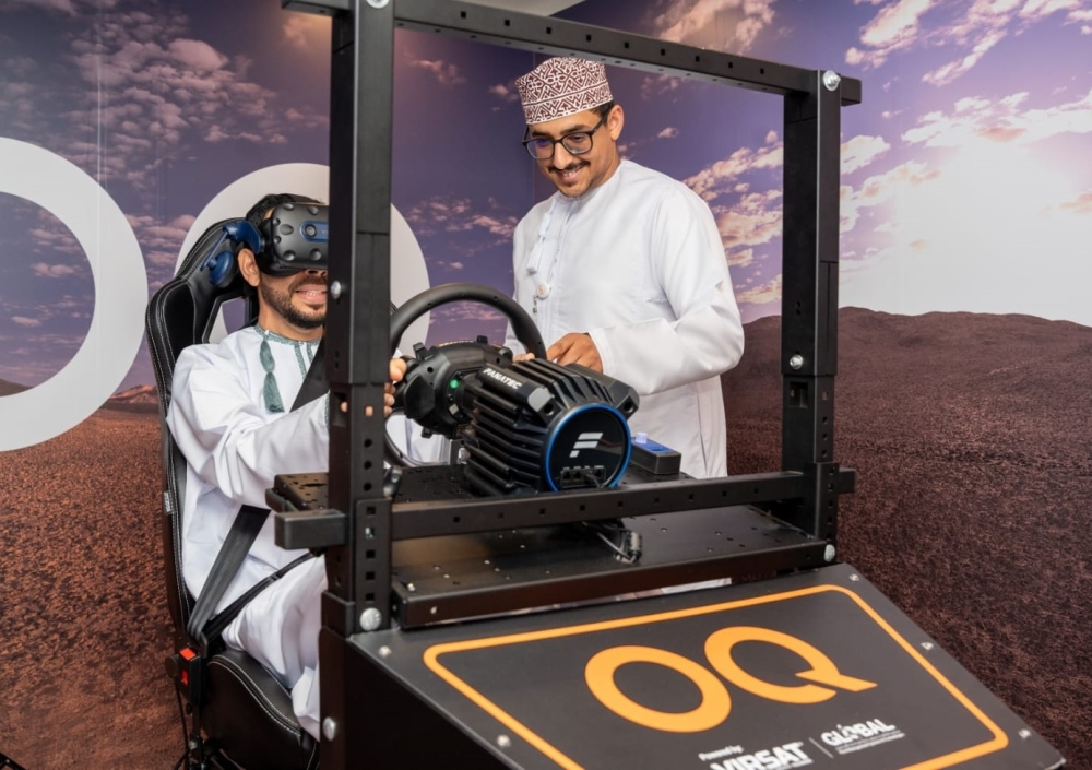 Named V-traineR, the programme utilises a driving simulator integrated with virtual reality technology.