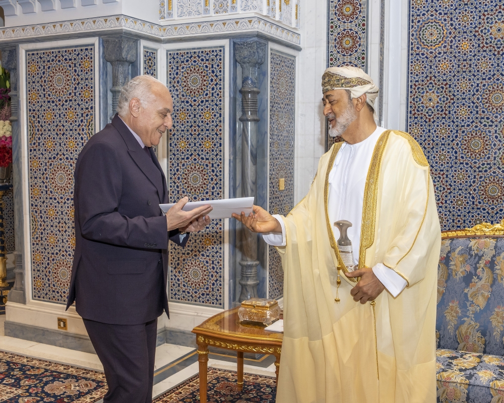  HM receives written message from Algerian President