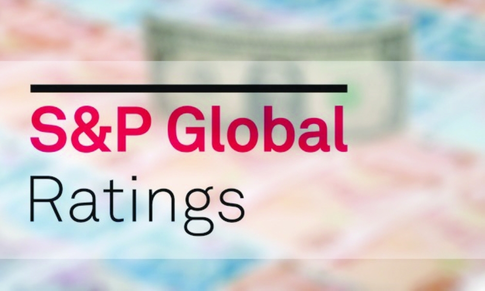 Despite anticipated challenges in 2025, delay in Fed rate cuts boosts GCC banks' profitability.
