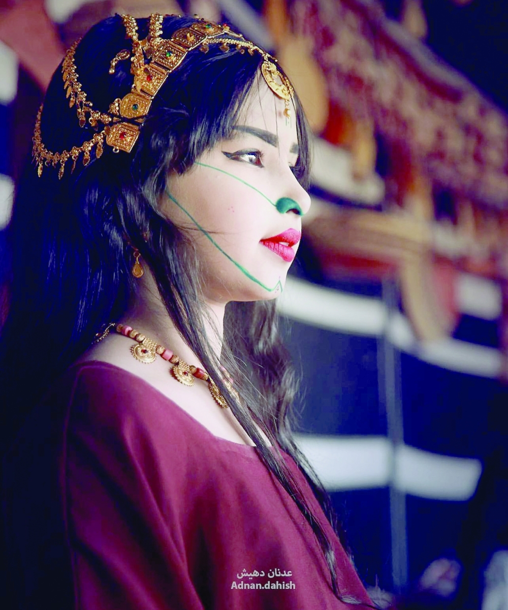 Drum performance: a folkloric tradition that brings joy to women in Dhofar