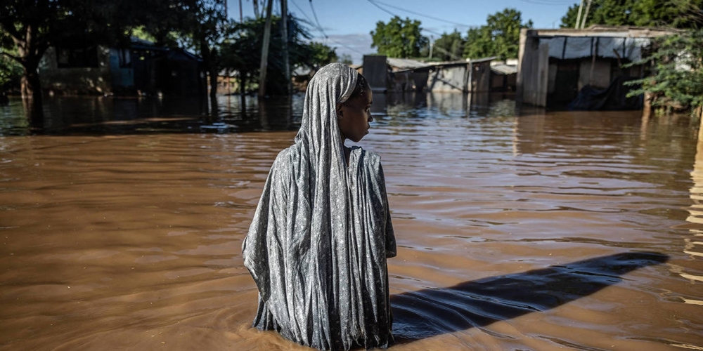 Climate change increasingly drives droughts in Africa, jeopardizing water supplies.