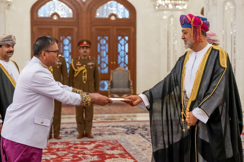 Uk Sarun, Ambassador of the Kingdom of Cambodia to the Sultanate of Oman.