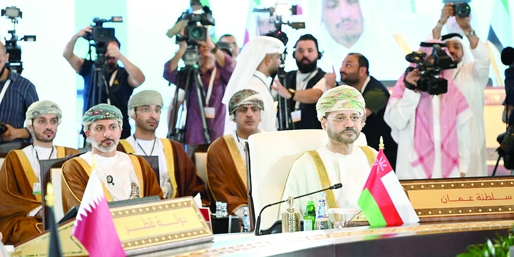 Oman takes part in Doha session of GCC ministerial council