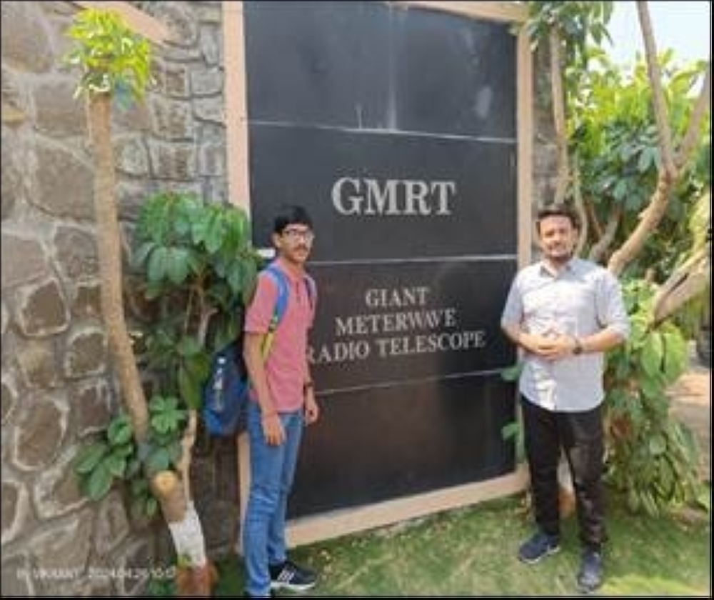 Shashwat Singh, with science teacher, Vikrant Purandare, at Giant Meter-wave Radio Telescope (GMRT) in Narayangaon, Maharashtra
