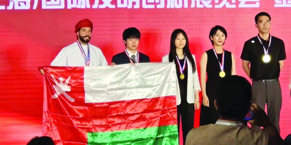 Eng Ali bin Salem al Busaidy at the Shanghai International Invention and Innovation Exhibition
