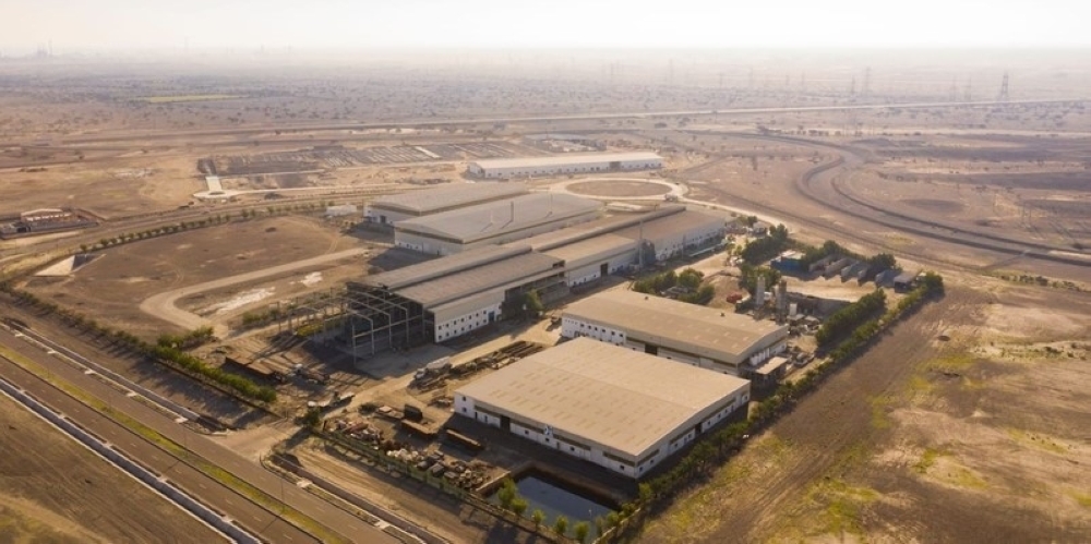 With a maximum power demand of 800 MW, United Solar Polysilicon’s mega project in Sohar Freezone will be the biggest of the 12 projects set to be grid-connected over the next 3 years.
