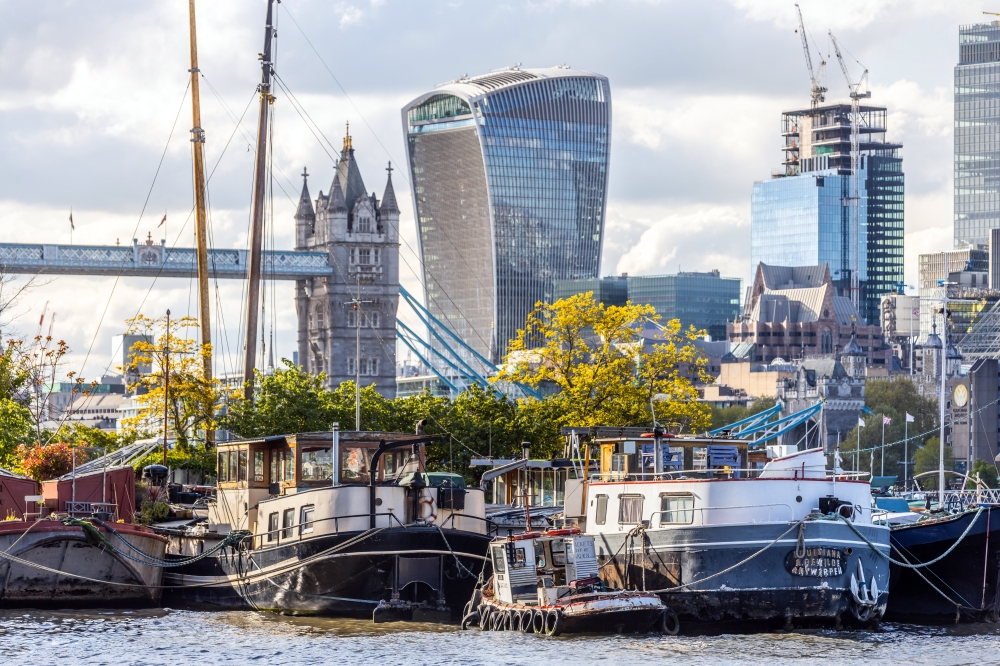 According to authorities, the number of residential boats in Londons waterways has grown by 86 percent over the past decade.  (Jeremie Souteyrat/The New York Times)