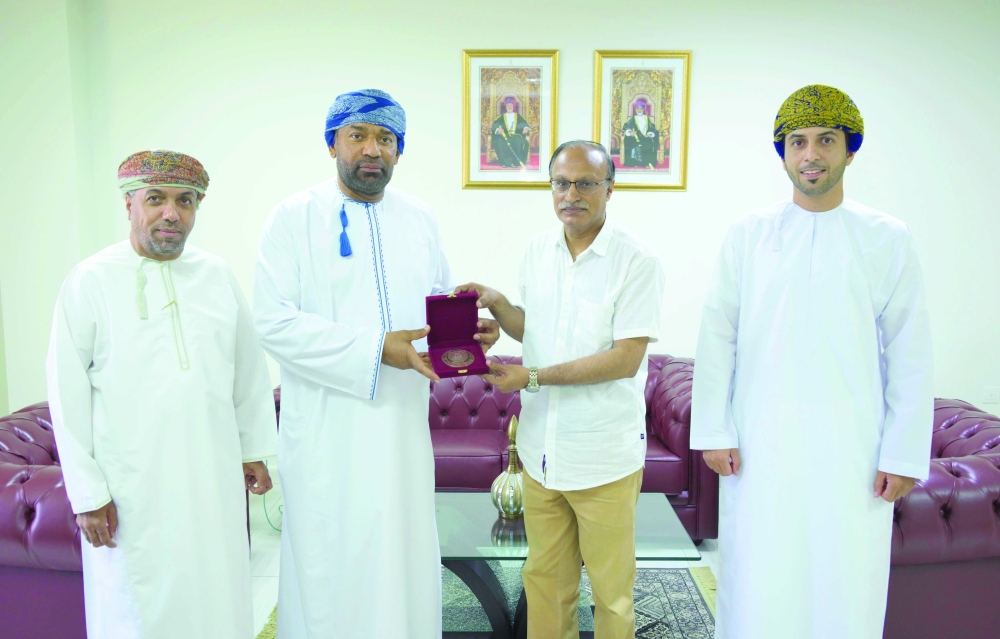 Al Kishri receives Secretary-General of Asian Sports