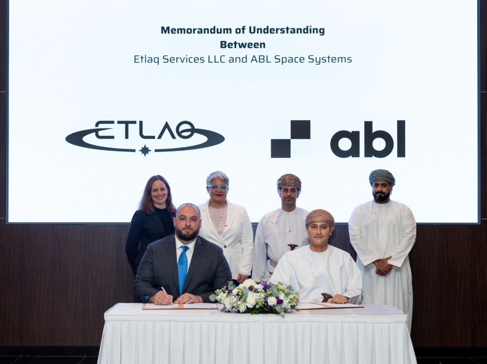 Representatives from ABL Space Systems and Etlaq Spaceport signing the MoU in the presence of CAA President Naif al Abri and Ana Escrogima, US Ambassador to Oman.