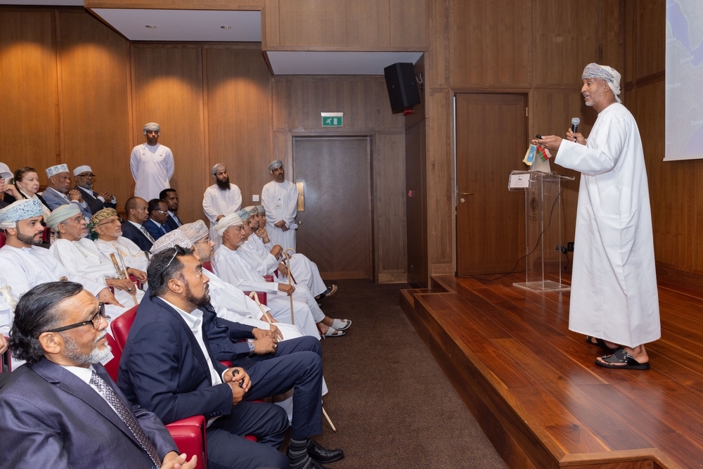 The programme included the presentation of a series of research papers. - ONA
