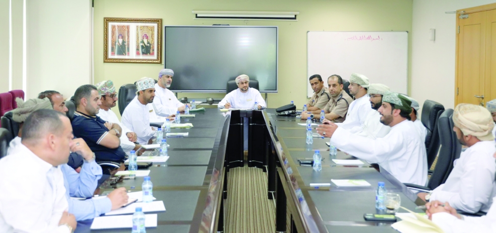 The session brought together the Consumer Protection Authority, suppliers and wholesale dealers of fruits and vegetables in the Sultanate of Oman