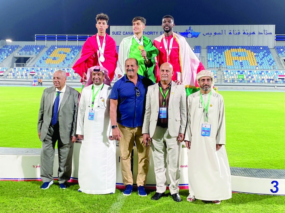 Hussain Al Farsi podium