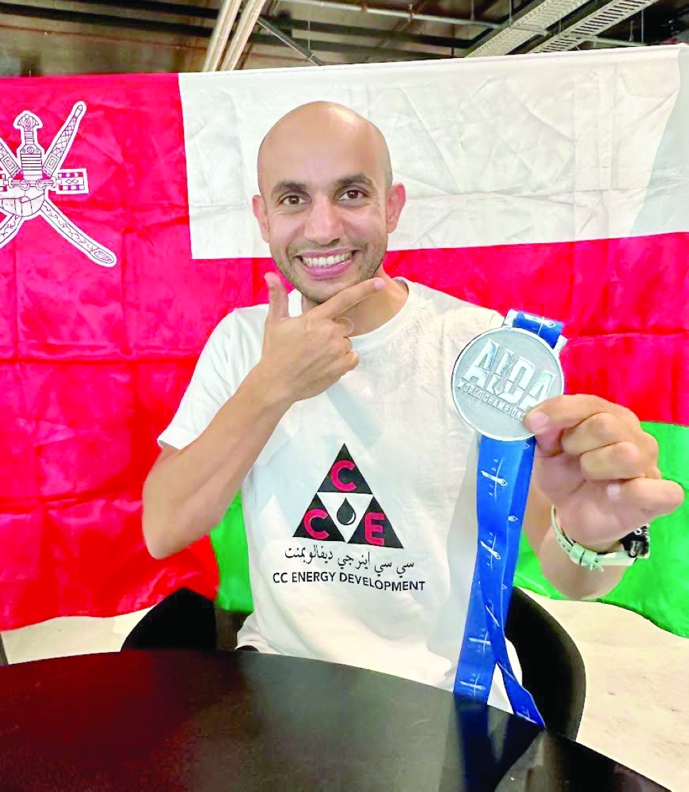 World champion Omani freediver inspires youths to take up challenges