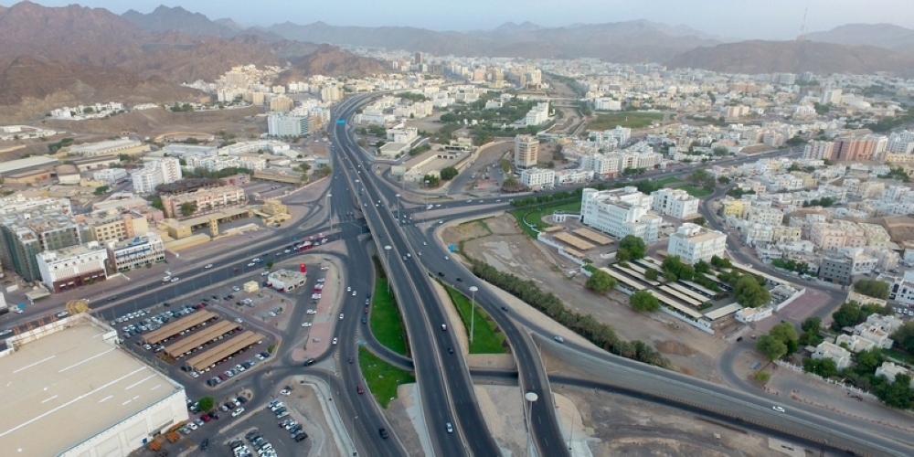 The traded value of sales contracts amounted to RO 457.200 million.