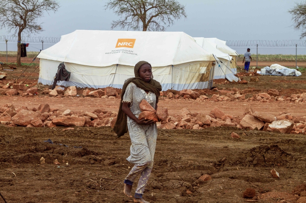 People set up their tents at a camp for internally displaced Sudanese from Sennar state, in the al-Huri district of Gedaref city, in Sudan. — AFP 
