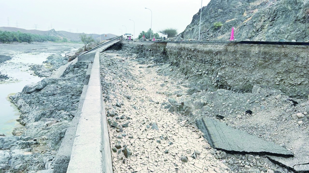 These efforts include improving the road network using top engineering standards to ensure resilience against wadi floods and reduce erosion risks