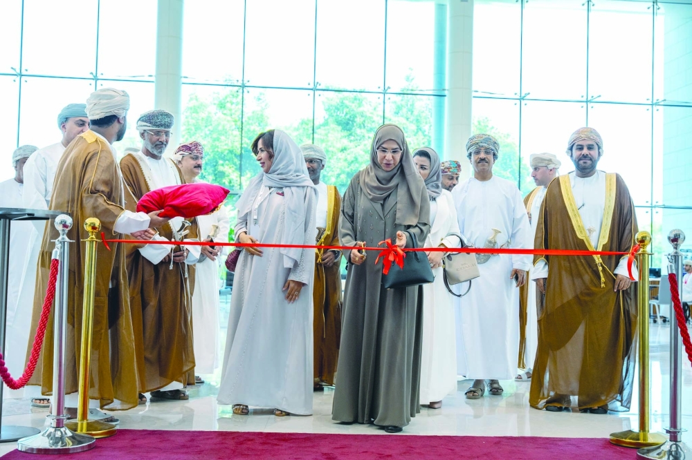 Oman Employment Exhibition opens