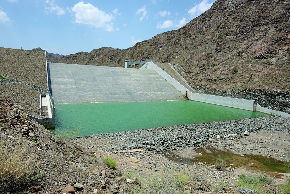 The silt accumulated in dams is used in various industries, including fertilizer production and textile industry