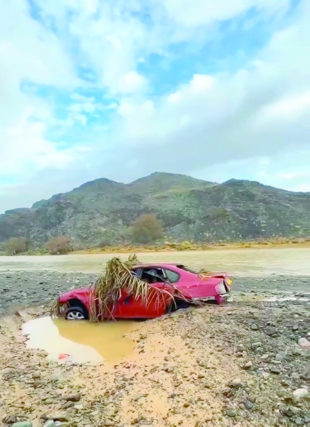 Post rains, motorists troubled by wadis