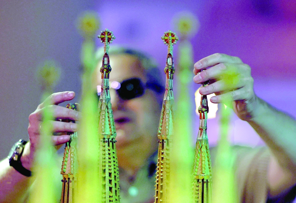 Museum where blind get to feel the world's wonders