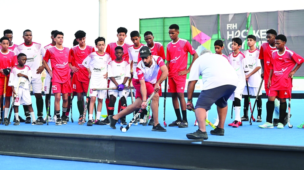 Intensive hockey camp for U-18 national teams begins