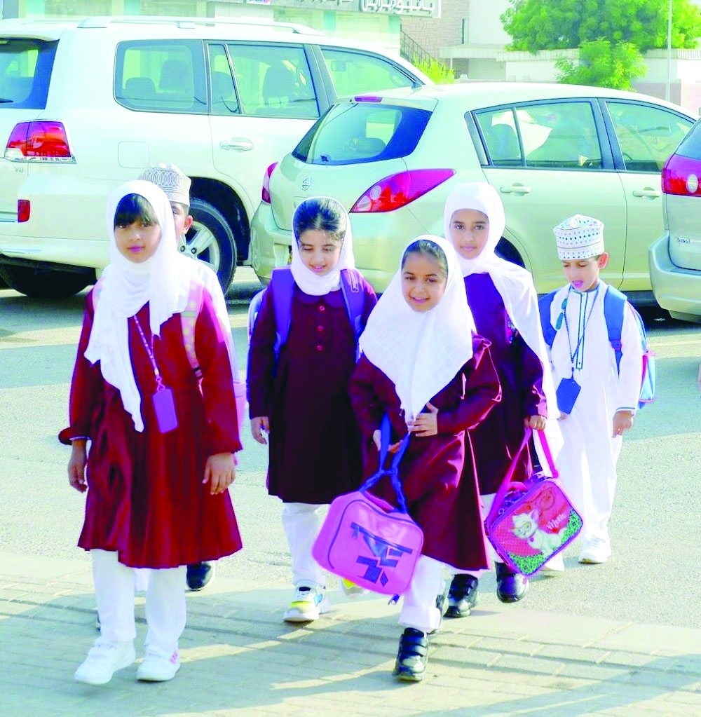 Will students get a reprieve from carrying heavy bags?