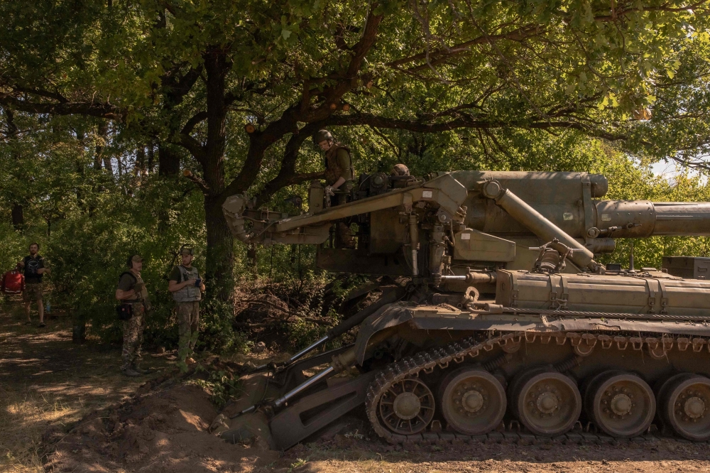 Ukrainian servicemen operate artillery in an undisclosed area, in Pokrovsk, Donetsk region. — AFP 