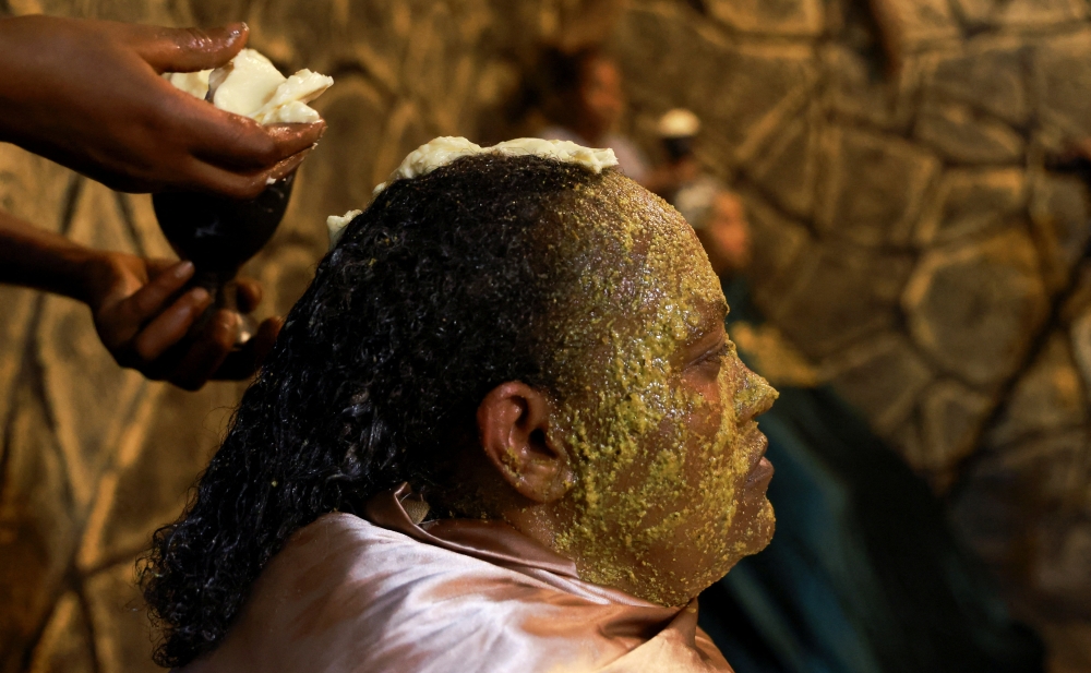 /FW1HFS/Devika Syamnath