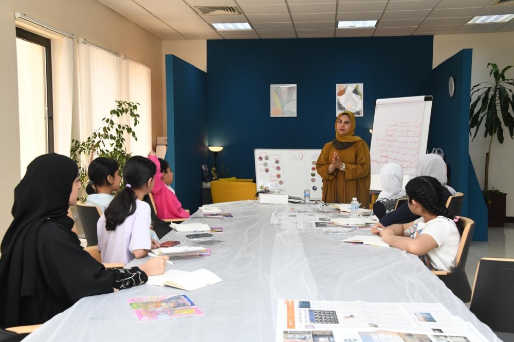 The workshop features a variety of activities such as writing short stories, drawing, and visits to digital television studios