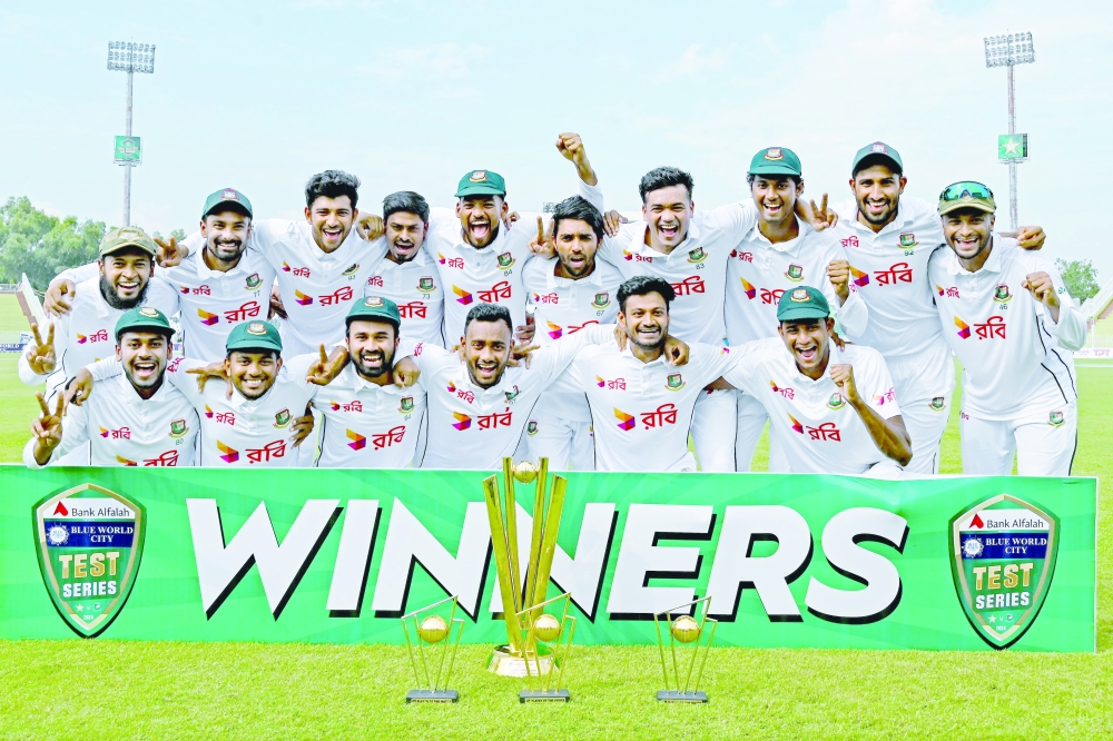 Bangladesh clean sweep Pakistan