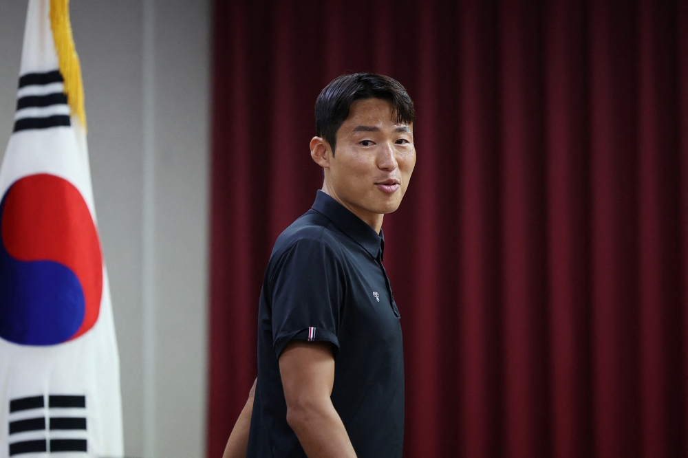 South Korean soccer player Son Jun-ho, who was detained and released in China before returning home this year