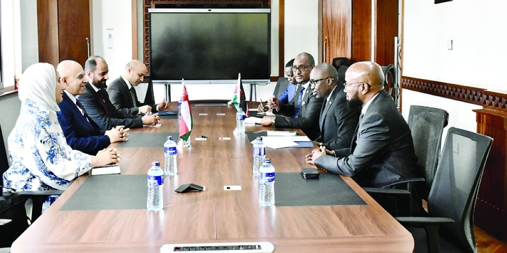 Oman, Kenya strengthen bilateral relations