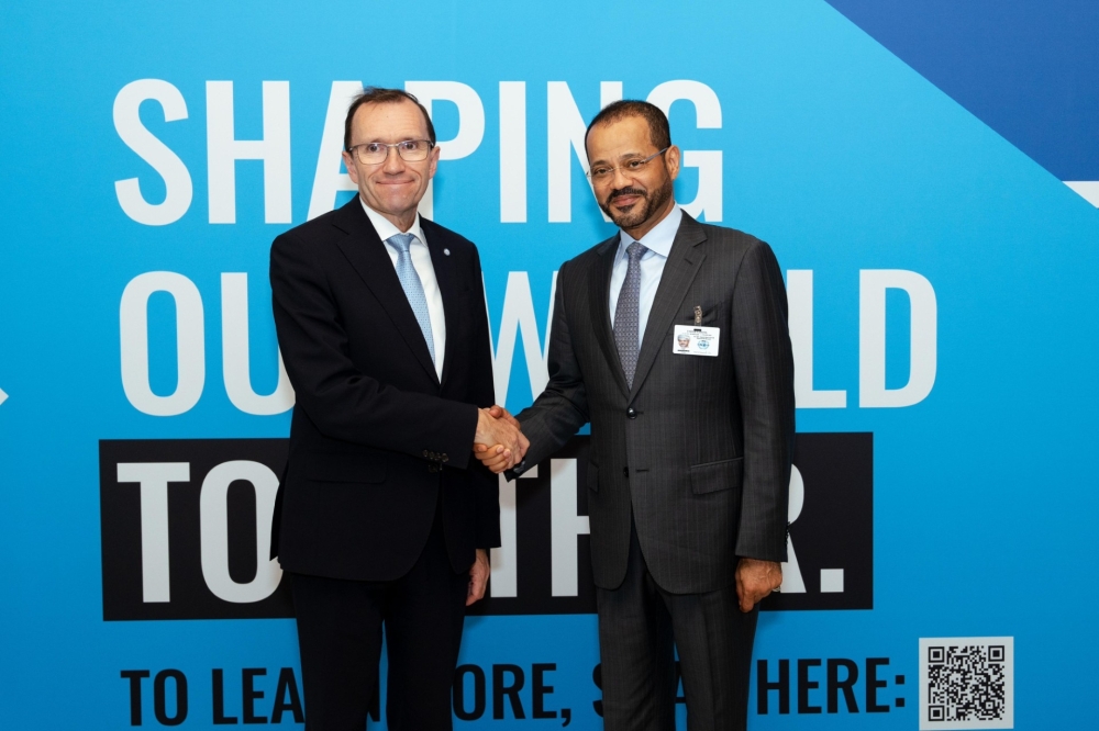 Sayyid Badr meets with Espen Barth Eide, Minister of Foreign Affairs of the Kingdom of Norway