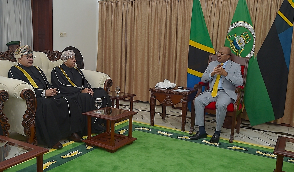 The two sides underscored the joint keenness to boost bilateral relations in various fields 