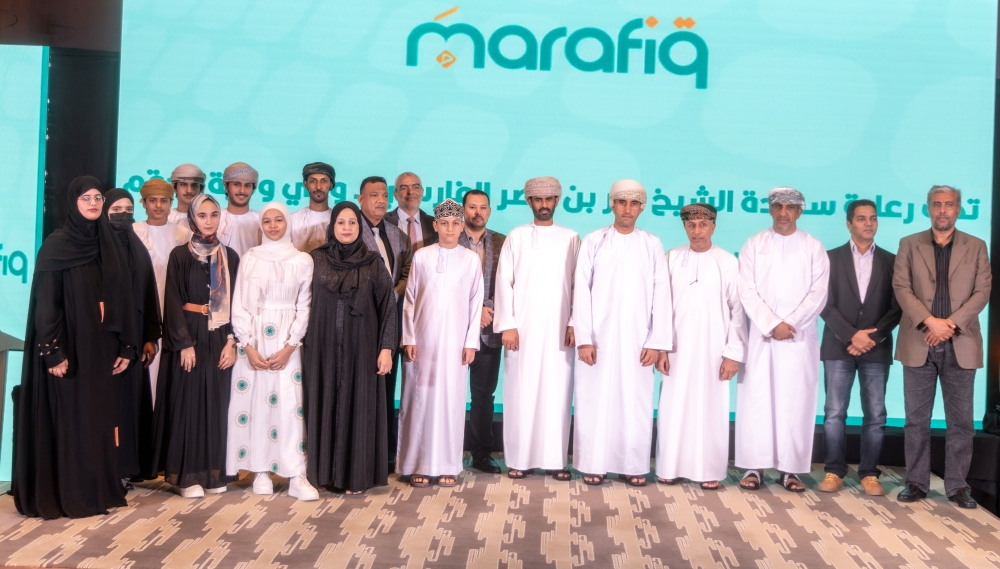 The ceremony was presided over by Shaikh Badr bin Nasser al Farsi, Governor of Duqm 