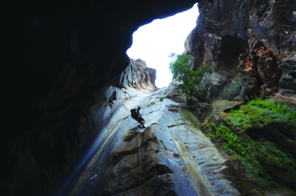 Threading the Rocks and Hidden Depths of Lunule Canyon