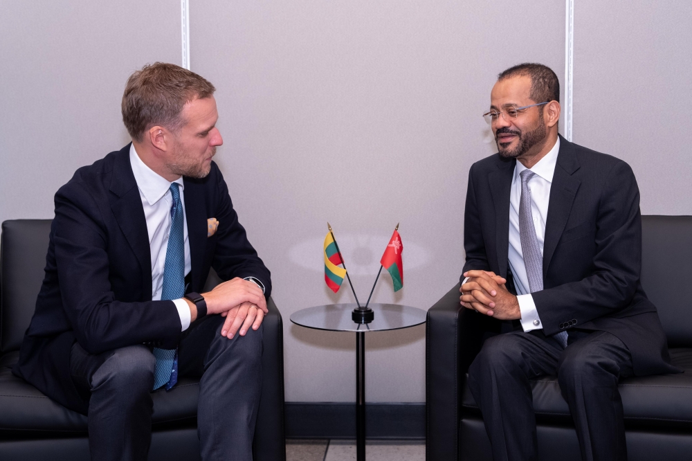 Sayyid Badr held a meeting with Gabrielius Landsbergis, Foreign Minister of the Republic of Lithuania